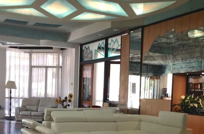 Carlton 3* Marebello