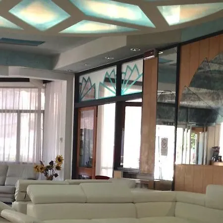 Carlton 3* Marebello